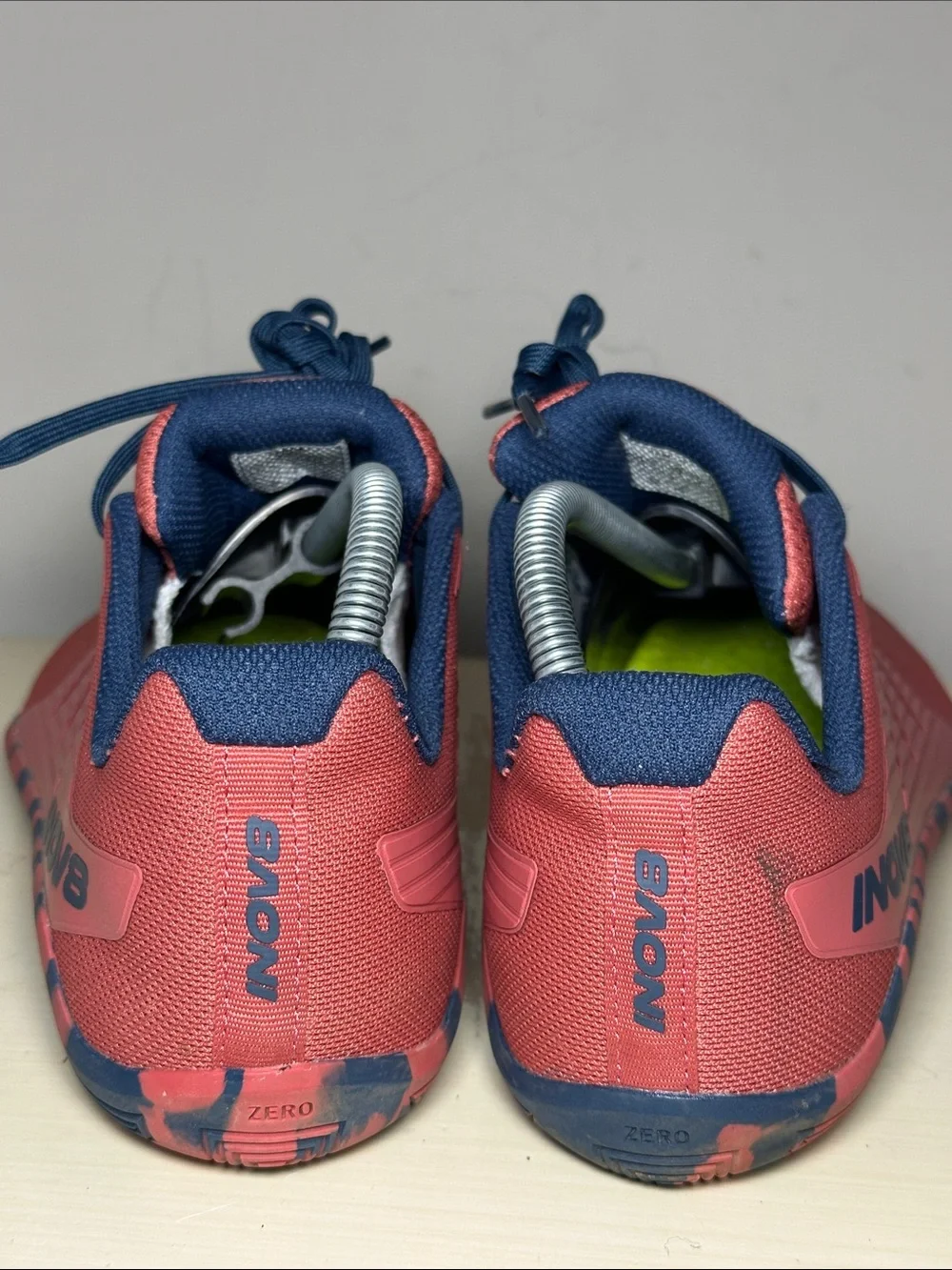 Inov-8 mens bare-xf boomerang Coral Pink and Navy Trail Sneakers m